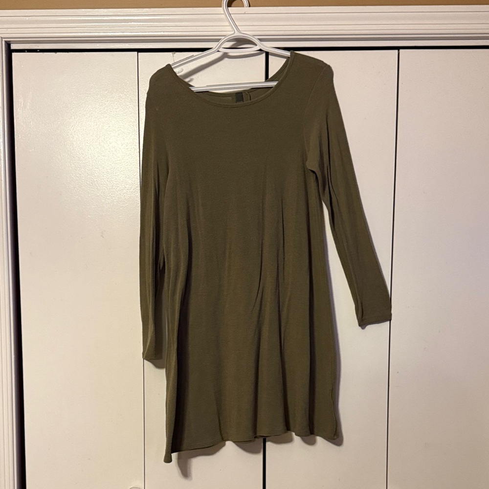 Alya Army Green Long Sleeve Dress